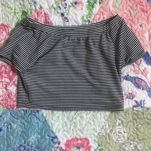 NWOT Zara crop top